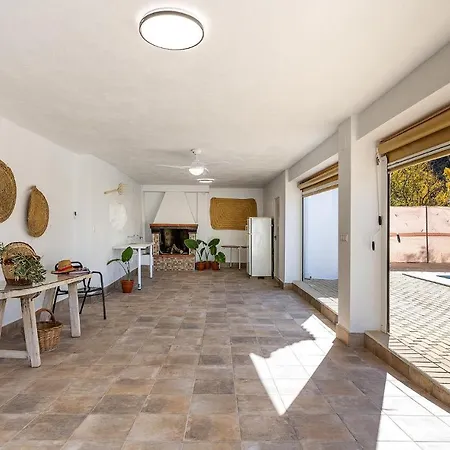 Holiday home 3 Bedroom In Bedmar *