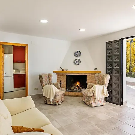 3 Bedroom In Bedmar *